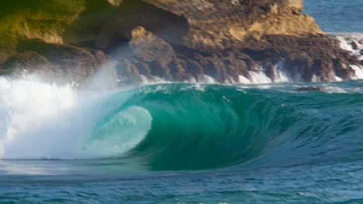 Arrys Watukarung Surfcamp Hotell Kalak Eksteriør bilde